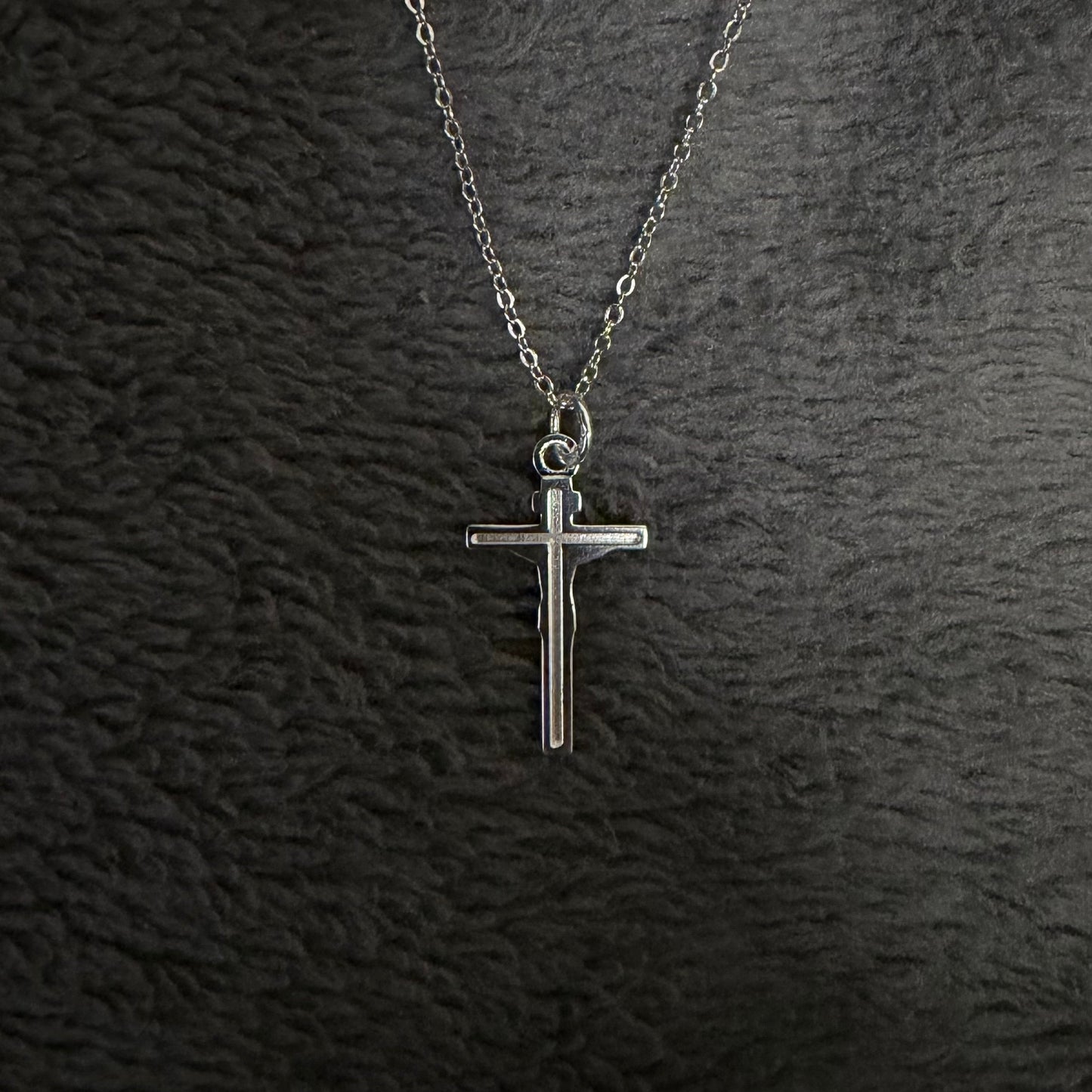 VELA Crucifix Pendant